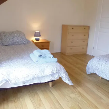 2 Bedroom Nice Home In Brucheville * Carentan-les-Marais